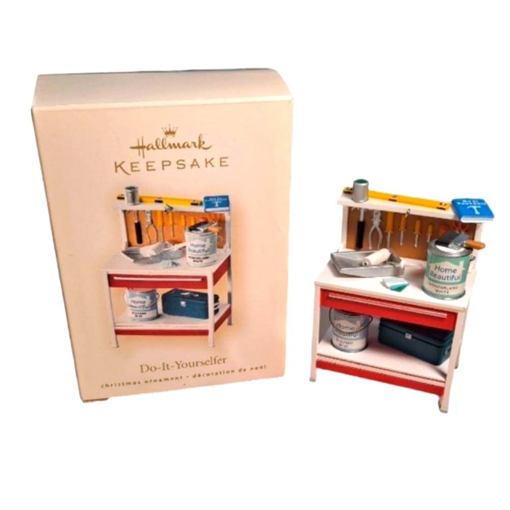 Hallmark "Do It Yourselfer" Handyman Workbench Ornament 2007